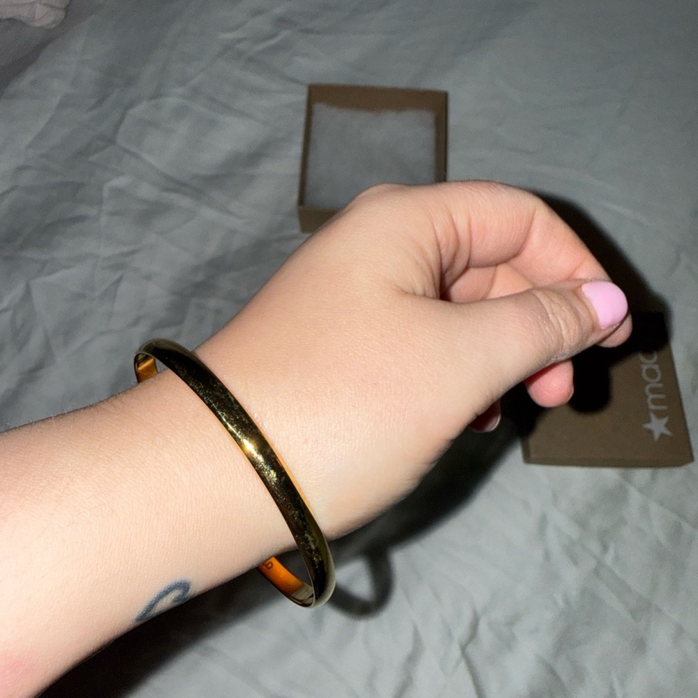 Kate Spade Gold Tone Bangle Bracelet